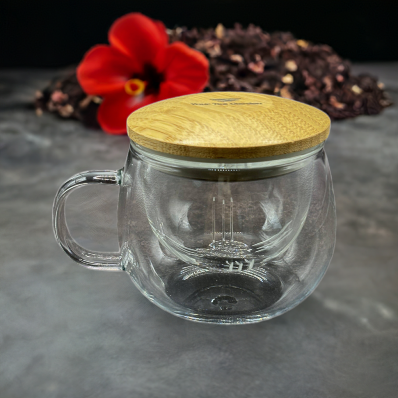 Tee Tasse Glas mit Sieb