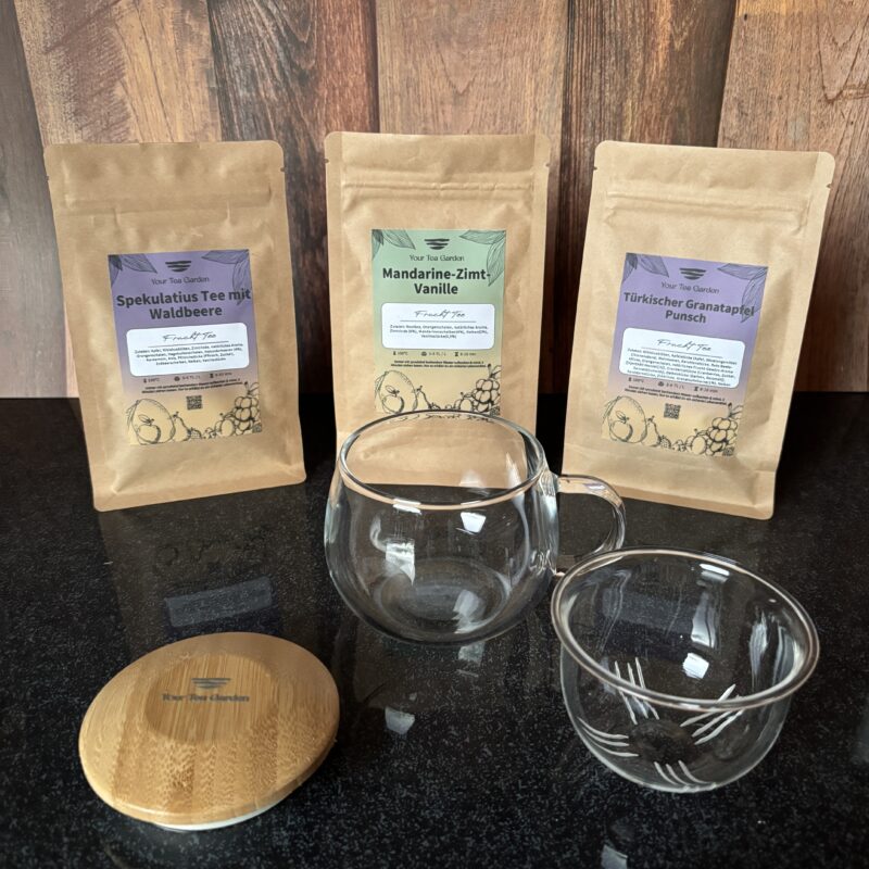 Tee Geschenk für Weihnachten: Tee-Glas und Wintertees